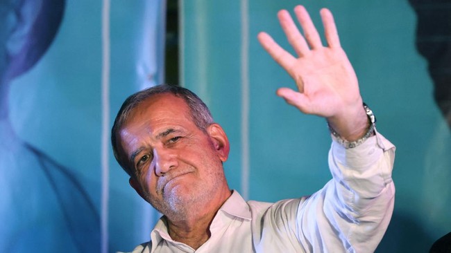 Masoud Pezeshkian memenangkan Pemilu Presiden putaran kedua Iran. Ia mengalahkan pesaingnya, Saeed Jalili, dengan mengantongi 16,3 juta suara.