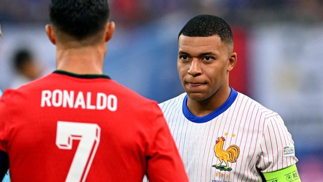 Pelatih Real Madrid, Carlo Ancelotti, mengungkapkan keyakinannya bahwa Kylian Mbappe memiliki potensi untuk mencapai level Ronaldo.