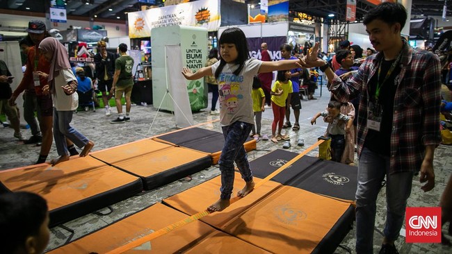 FOTO: Berburu Perlengkapan Outdoor di Indofest 2024