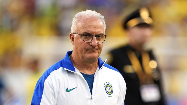 Pelatih Dorival Junior menegaskan bertanggung jawab setelah Brasil tersingkir di babak perempat final Copa America 2024.