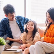 Menurut Pakar, 5 Kalimat 'Baik' Ini Tak Disarankan Diucapkan ke Anak