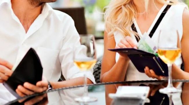 Fenomena Split Bill saat Kencan Pertama Sering Jadi Perdebatan, Ini Kata para Pakar...