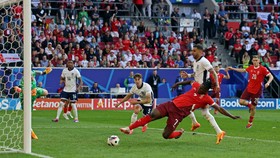 Hasil Babak 2 Euro: Berbalas Gol, Inggris vs Swiss Lanjut Extra Time