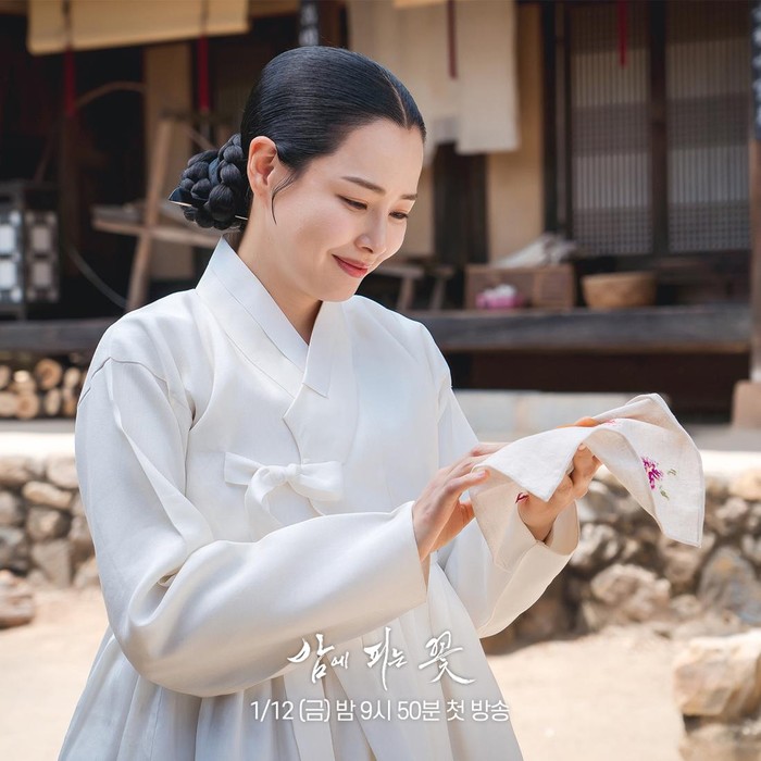 Honey Lee di Drama Knight Flower / Foto : MBC