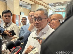 Zulhas Mau Bentuk Satgas buat Berantas Barang Impor Ilegal