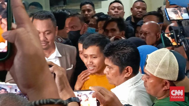 Pegi menceritakan momen ketika dirinya secara spontan membantah penetapan tersangka oleh Polda Jabar dalam sebuah konvensi pers, beberapa waktu lalu.