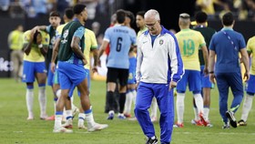 Biasa 'Dicuekin' Saat Adu Penalti, Pelatih Brasil Marah ke Netizen