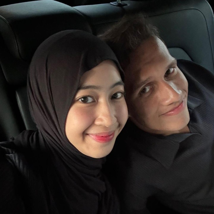 <p>Egy turut mendapatkan ucapan ulang tahun yang manis dari sang istri nih, Bunda. Melalui laman Instagram-nya, Adiba mengunggah potret kebersamaannya dengan Egy dan mengungkap rasa cintanya pada sang suami. (Foto: Instagram: @adiba.knza)</p>