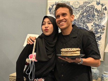 7 Potret Ulang Tahun ke-24 Egy Maulana Vikri, Dapat Ucapan Manis dari Sang Istri