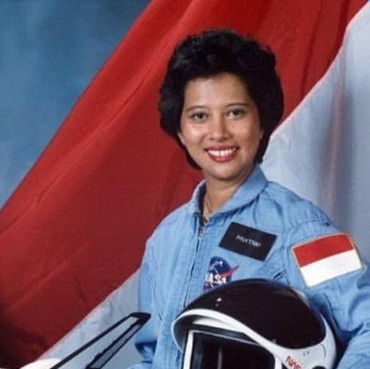 Inilah Sosok Pratiwi Sudarmono Astronot Indonesia Pertama yang Hampir ke Luar Angkasa