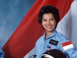 Inilah Sosok Pratiwi Sudarmono Astronot Indonesia Pertama yang Hampir ke Luar Angkasa