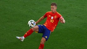 Duel Dani Olmo vs N'Golo Kante di Spanyol vs Prancis Bikin Penasaran