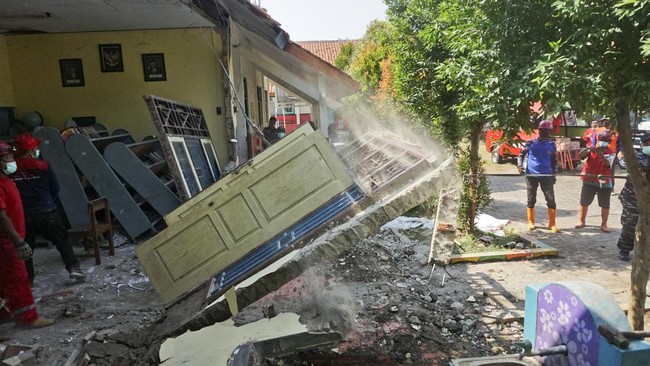 Terungkap Penyebab Kerusakan Parah Gempa Batang pada Ratusan Rumah, Menurut BMKG