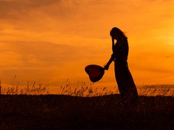 Ramalan Zodiak Senin 3 Maret 2025, Tak Ada Gunanya Berharap