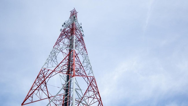 Komdigi Update Lelang Frekuensi 1,4 GHz, Siap Awal Juli Kementerian Komunikasi dan Digital (Komdigi) menyebut proses lelang frekuensi 1,4 GHz akan diumumkan pekan pertama bulan Juli.