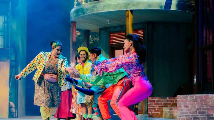 Panggung Musikal Keluarga Cemara Digelar di Ciputra Artpreneur Theatre, Jakarta.