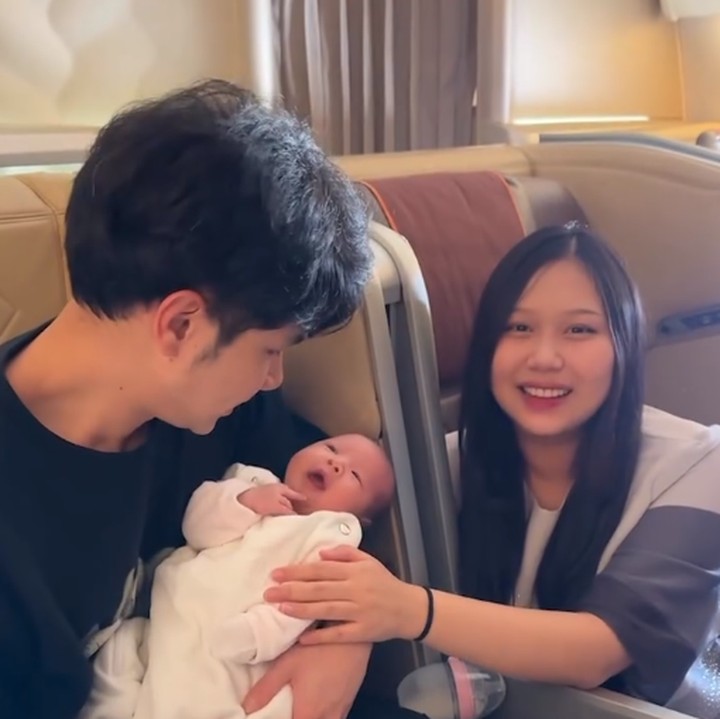 <p>SelebTok ternama Sisca Kohl menikah dengan Jess No Limit pada tahun 2022, Bunda. Dari pernikahan ini, keduanya pun dikaruniai seorang putri cantik. (Foto: Instagram: @sophianolimit</p>