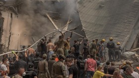 Rudal Rusia Hantam Hotel di Ukraina, Staf Reuters Tewas