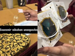 Viral Souvenir Pernikahan di Luar Nalar Berwarna-warni