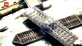 VIDEO: Jembatan di New York 'Nyangkut' Akibat Suhu Panas
