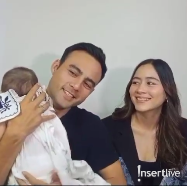 Bahu-membahu Indra Brotolaras & Laura Theux Bagi Shift Jaga Anak