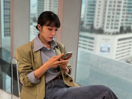 5 Potret Padu Padan Blazer Ala Jung Eun Ji Bintang Drakor Miss Night and Day