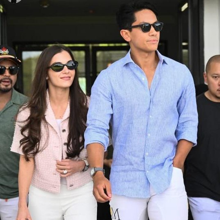 <p>Pangeran Mateen dan Anisha Rosnah tengah menikmati momen manis sebagai pengantin baru. Keduanya telah menikah sejak 11 Januari 2024 dan masih menjadi sorotan hingga saat ini. (Foto: Instagram @tmski)</p>