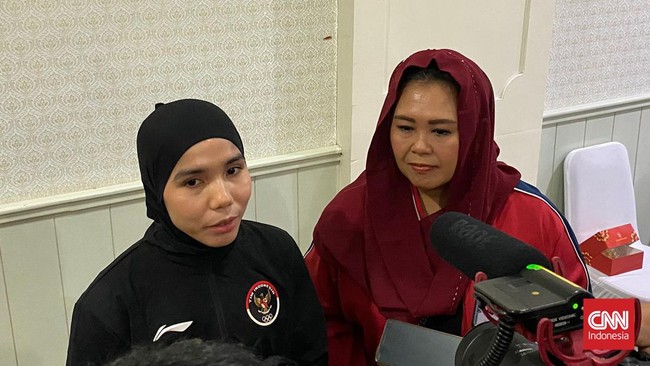 Ambisi Yenny Wahid untuk Meraih Kejayaan dalam Panjat Tebing Olimpiade dengan Menargetkan Dua Medali Termasuk Emas