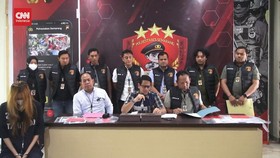 VIDEO: Promosi Judi Online, Selebgram Perempuan Pati Ditangkap Polisi