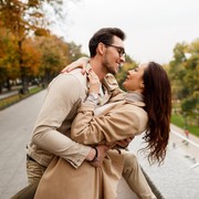 4 Zodiak yang Memiliki Cinta Hangat dan Penuh Keromantisan, Termasuk Pasanganmu Nih?