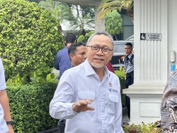 Zulhas Buka Suara soal Gaji-Loker Pengurus Koperasi Desa Merah Putih