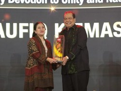 Chairul Tanjung Kenang Sosok Taufiq Kiemas: Tokoh yang Tidak Lekang oleh Zaman