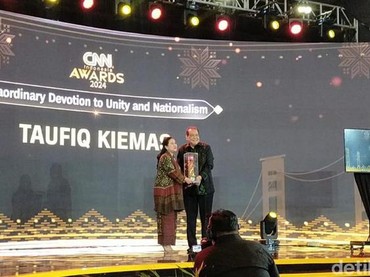 Daftar Lengkap Pemenang CNN Indonesia Awards Palembang 2024