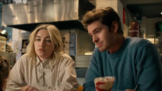 Kisah Cinta yang Terlilit Waktu: Andrew Garfield dan Florence Pugh Berjuang dalam 'We Live In Time'