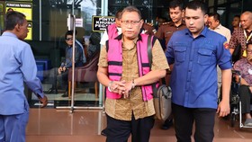 3 Eks Pejabat ESDM Tersangka Kasus Timah Dilimpahkan ke Kejari Jaksel