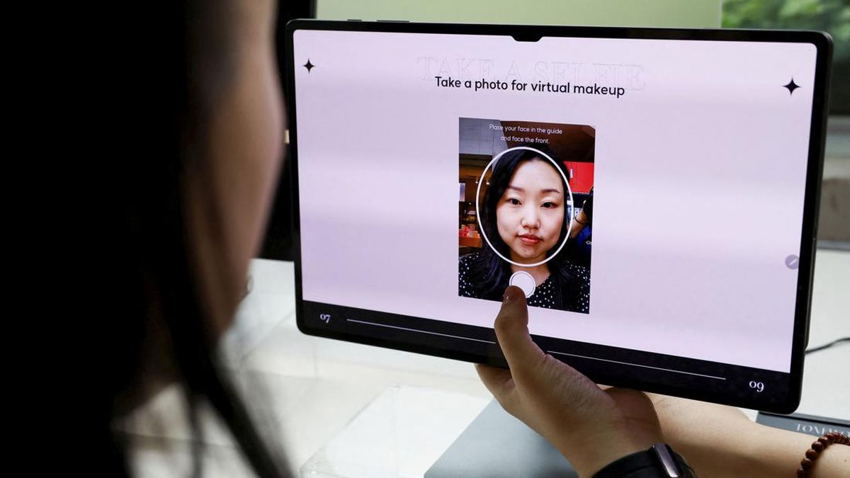 Foto AI dengan Orang Meninggal: Obat Rindu atau Risiko Psikologis