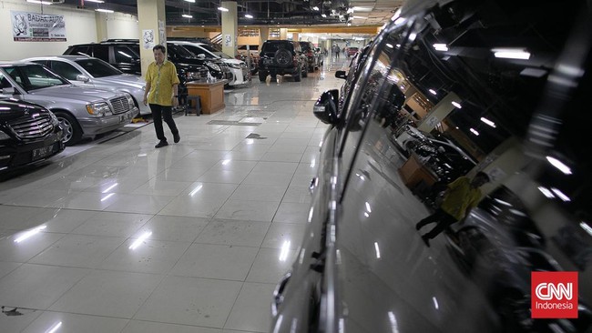 Masyarakat diimbau tak mudah tergiur dengan mobil bekas di bawah harga pasaran di aplikasi online.