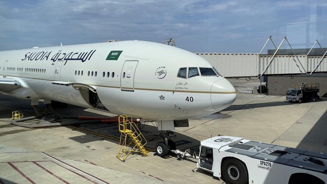 InJourney Ungkap Penanganan Ancaman Bom di Saudi Airlines PT Angkasa Pura Indonesia (InJourney Airports) menjalankan prosedur kontingensi dalam menangani ancaman bom terhadap pesawat Saudia SV-5726 rute Jeddah-Jakarta.