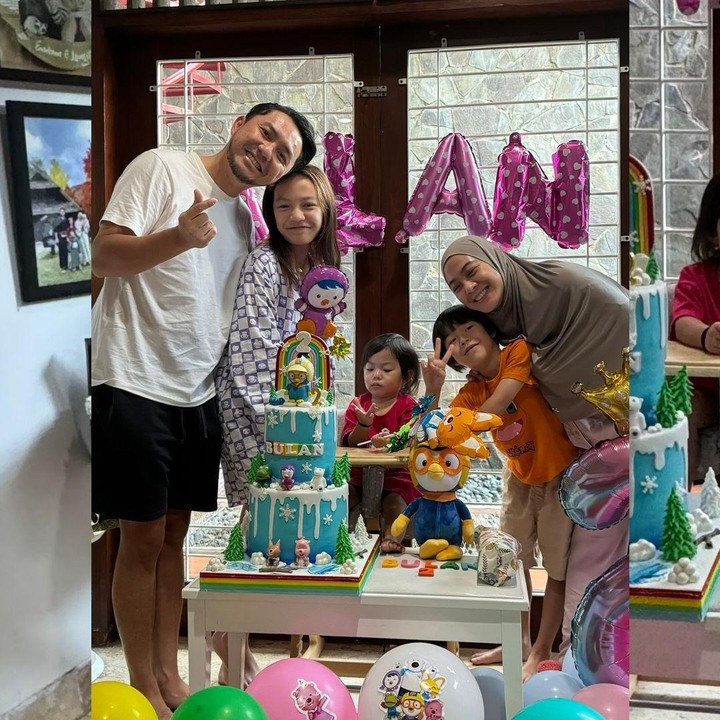 <p>"10-7-2024. Selamat ulang tahun Bulan, semoga panjang umur, jadi anak salihah, sehat, dan bahagia selalu pokoknya. Semua doa yang terbaik ya, Nak. Minta doa terbaiknya juga dari om, tante, dan kakak-kakak semua ya," tulis Omesh melengkapi keterangan unggahan tersebut. (Foto: Instagram: @omeshomesh)</p>