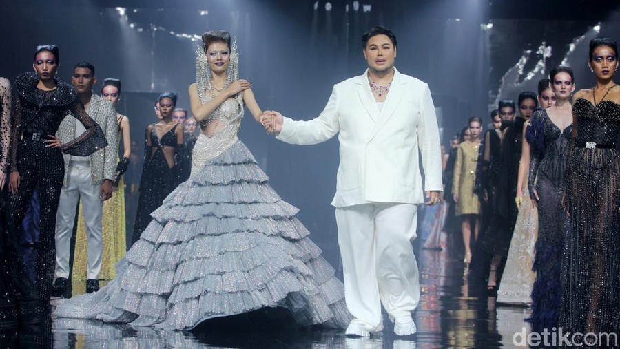 Ivan Gunawan 'Supernova' Spring-Summer 2025