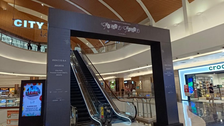 SEVENTEEN Exhibition Follow Fellow di City Hall Pondok Indah Mall 3