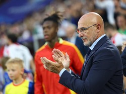 Soccer Football - Euro 2024 - Round of 16 - Spain v Georgia - Cologne Stadium, Cologne, Germany - June 30, 2024  Spain coach Luis de la Fuente before the match REUTERS/Thilo Schmuelgen