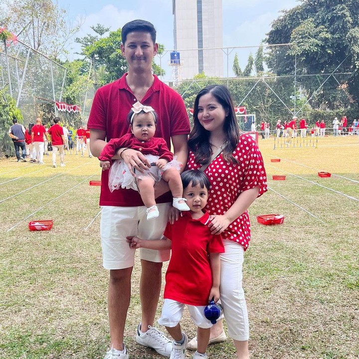 <p>Menikah dengan Randi pada 2018, kini Tasya telah dikaruniani dua anak yang terdiri dari anak laki-laki bernama Arrasya Wardhana Bachtiar dan anak perempuan yang diberi nama Shafanina Wardhana Bachtiar. (Foto: Instagram@tasyakamila)</p>
