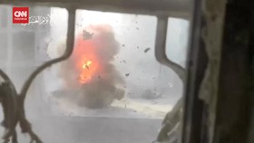 VIDEO: Momen Militan Hamas Hancurkan 2 Tank Israel di Kota Rafah