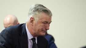 Alec Baldwin Bebas dari Dakwaan Pembunuhan Tak Disengaja