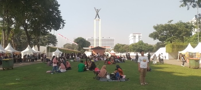 Menghabiskan akhir pekan di Lapangan Banteng, Jakarta Pusat