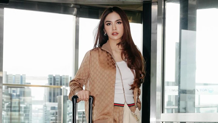 Mahalini Menangis Diduga Tak Kuat Dapat Cibiran: Biasanya Aku Nggak Peduli Mahalini Menangis Diduga Tak Kuat Dapat Cibiran: Biasanya Aku Nggak Peduli