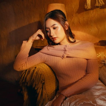 Cerita Album Perdana Meiska 'Hanya Figuran'