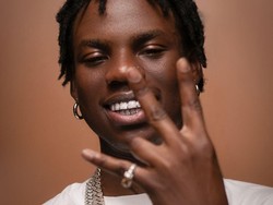 Musisi Afrobeat Rema Dibayar Rp 48,4 M di Nikahan Anak Miliarder India