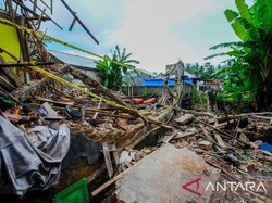 Rumah Nelayan di Pandeglang Hancur Akibat Ledakan